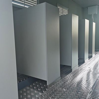 Преимущественный наружный мобильный туалет с полной ванной комнатой с электричеством местного стандарта