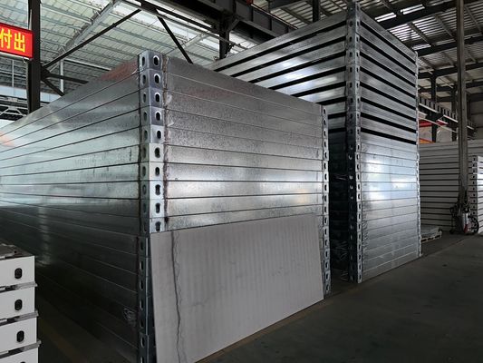 Гостиничный мобильный жилой контейнерный дом с уникальным дизайном низкоуглеродного энергосберегающего модульного стального каркаса 20ft 40ft