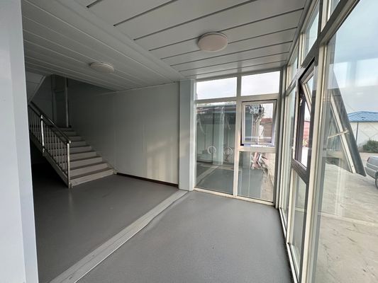 Специализированный цвет Быстрая сборка 20FT 40FT Flat Pack Контейнерный дом с ванной для дома Портативная комната На улице