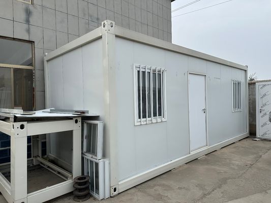 Гостиница 20FT/40FT настраиваемая низкоуглеродистая энергосберегающая модульная стальная рама плоские контейнерные дома с изоляцией 2024 дизайн