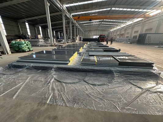 Быстрая сборка Контейнерный офис водонепроницаемый огнеупорный модульный стальной рамы Flat Pack Container House 40'HC Shipping Hotel