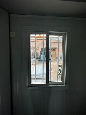 Поставка современный дизайн стиль 20 40ft Prefab Rock Wool Sandwich Panel Стальная рама Модульный Зигзаговый складной контейнерный дом