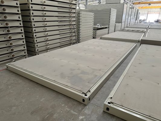 Современный дизайн стиль Отсоединяемый контейнерный дом для жилых теплоизоляции портативный сборка 20FT / 40FT на заказ