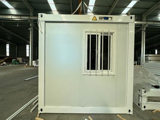 Складной свертываемый сэндвич-панель Контейнерный дом Порта кабины Магазин с местным стандартным электричеством 20FT / 40FT на заказ