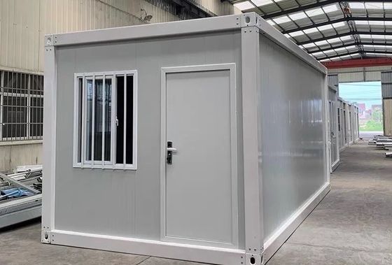 Разъемный контейнерный дом Доставка Золотой четырехконтейнерный дом Готовый с верхней крышей водонепроницаемой сэндвич панель