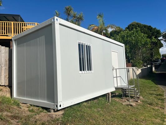 Белый или индивидуальный цвет Контейнерный дом Контейнерный дом 20FT / 40FT индивидуальный