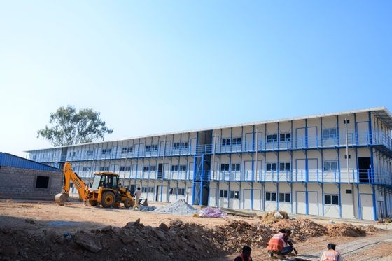 Вилла с предварительно сконструированным домом в Панаме с 50/75/100 мм волновой сэндвич-панелью и прямоугольной формой