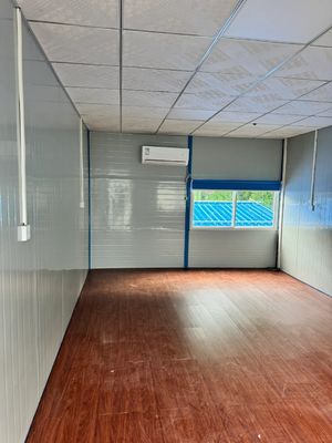 Синие и белые модульные сборные дома для устойчивых домов