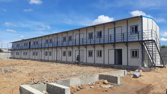 Низкоуглеродные виллы из сэндвич-панелей и готовых стальных конструкций